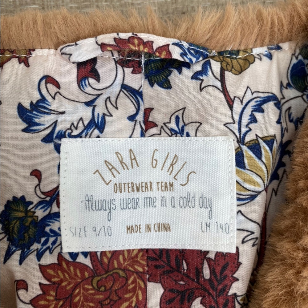 Zara girls faux fur vest